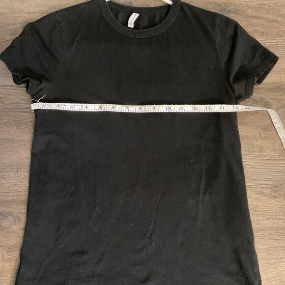 Plain black t-shirt, short sleeve, size XS - Picture 4 of 5